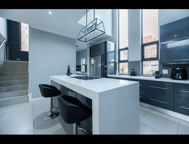 3 BEDROOM HOUSE FOR SALE IN COPPERLEAF ESTATE